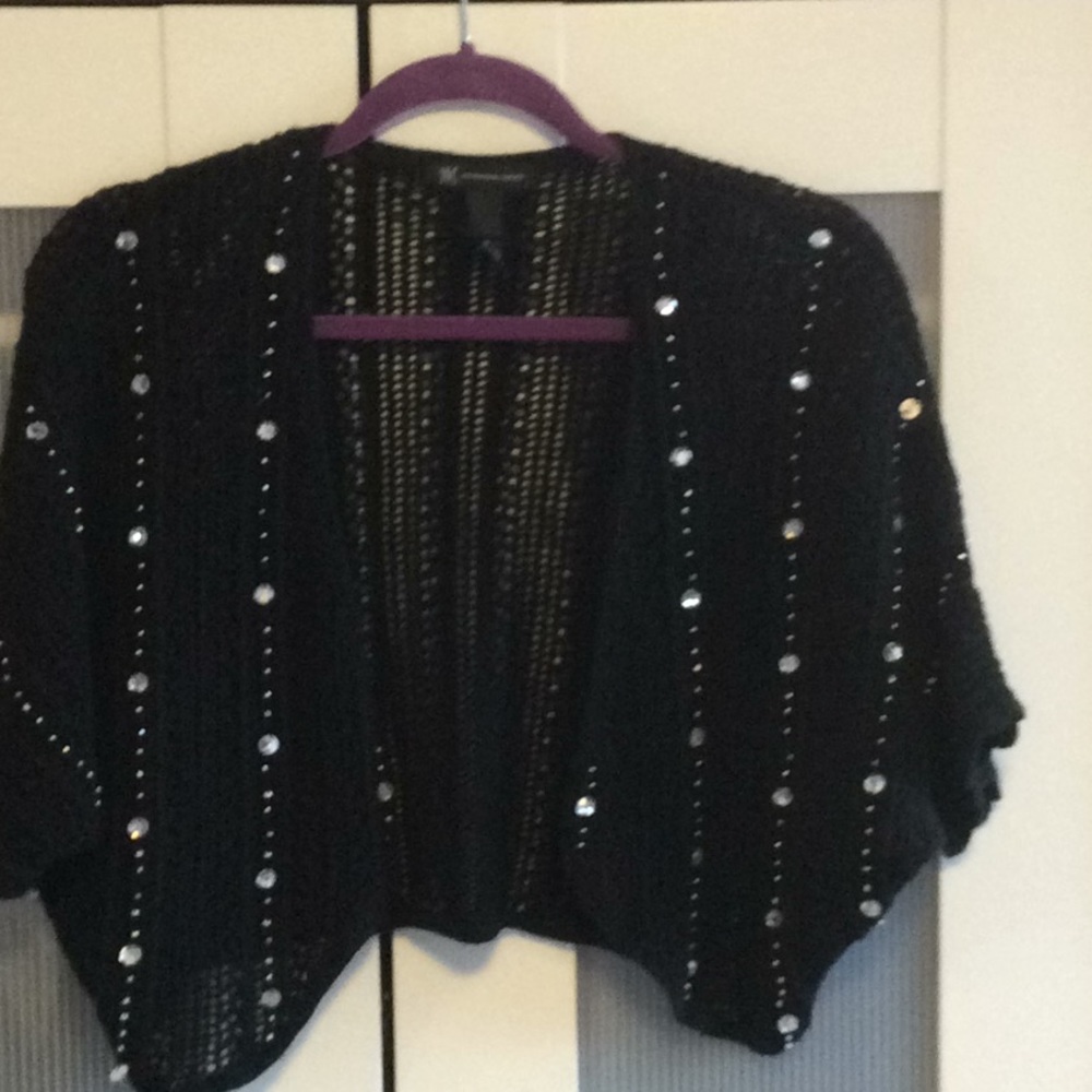 Black shrug by inc